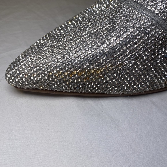 Steve Madden Women’s Noticed-R Rhinestone Silver Heeled Booties Size 9 EUC - Picture 7 of 15